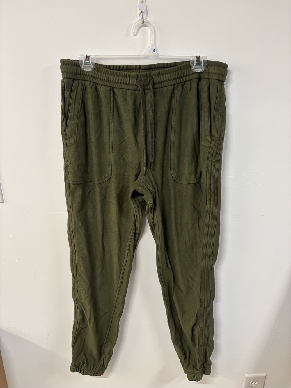 Athleta Green Joggers Size Medium Tall